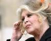 Brigitte Bardot welcomes the release of Paul Watson