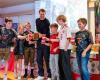 This is how Manuel Neuer's fan club visit went