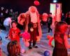 Santa Claus arrives as a rock star at the Sainte-Croix museum party