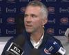 Visibly irritated, Martin St-Louis drops a Tab***** in the middle of a press briefing