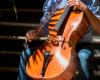 A study shows that playing music promotes well-being