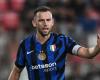 Inter-Como 1-0, 78': first changes also for Inzaghi, De Vrij and Zielinski replace Bisseck and Barella