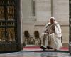 the Pope opens the Holy Door of Saint Peter