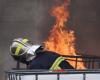 VIDEOS. Violent fire in Paris: 150 firefighters mobilized to try to save a burning building opposite Saint-Lazare station