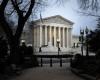 U.S. Supreme Court Chief Justice Defends Judicial Independence