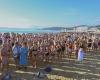 “It’s colder than other years”: record number of bathers in Sainte-Maxime for the end of the year swim