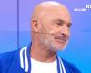 Vincent Lagaf’ dries his tears during the premiere of Bigdil on RMC Story this Thursday (VIDEO)