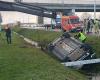 Sudden heavy hailstorm causes traffic chaos: six injured, three cars in the canal (Domestic)