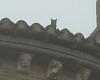 VIDEO. The impressive rescue of a cat jumping 25 meters after 5 days stuck on the roof of a church!