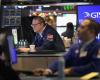 Wall Street ends higher, risk appetite returns