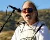 Glastonbury Festival: Neil Young makes an about-face