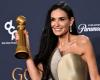 Demi Moore emotional during her Golden Globes victory