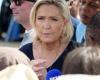 a barge carrying Marine Le Pen hits another, the RN deputy not injured