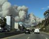 Impressive fire on the outskirts of Los Angeles