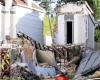 two-story house collapses, at least six injured