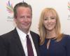 Lisa Kudrow found a note left by Matthew Perry in a gift