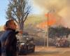 Thirty thousand people flee violent fire in Los Angeles