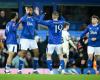 Bangkok Post – Everton advance in FA Cup after Dyche dismissal