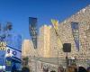 A rally in support of the hostages at Jaffa Gate to mark the fast