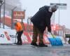 Then no need to panic: the start of the girls’ cyclo-cross championships has been delayed by an hour due to ice spots on the circuit