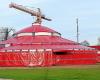 What is this circus tent installed at Place d’Armes in Lorient?