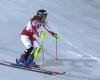 Katharina Liensberger crushes the first run – Alpine skiing video