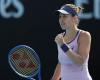 Belinda Bencic (WTA 294) qualified for the 16th round. The Saint-Galloise dominated the Dutch Suzan Lamens (77) 6-1 7-6 (7/3) in the 2nd round – rts.ch