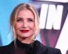 Cameron Diaz Wore Sheer Pussy Bow Blouse for Rare Red Carpet