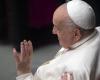 He fell, his right arm is affected: Pope Francis victim of a bad fall