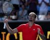 Zverev beats Fearnley to advance to Australian Open round of 16