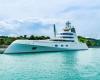 Jeff Bezos’s €500 Million Yacht Involved in a Raid in St. Barth