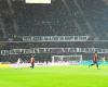 Whistles, banners… Rennes players received in a tense atmosphere at Roazhon Park before the derby