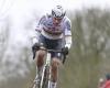 Mathieu Van der Poel pastor Wout Van Aert in Maasmechelen